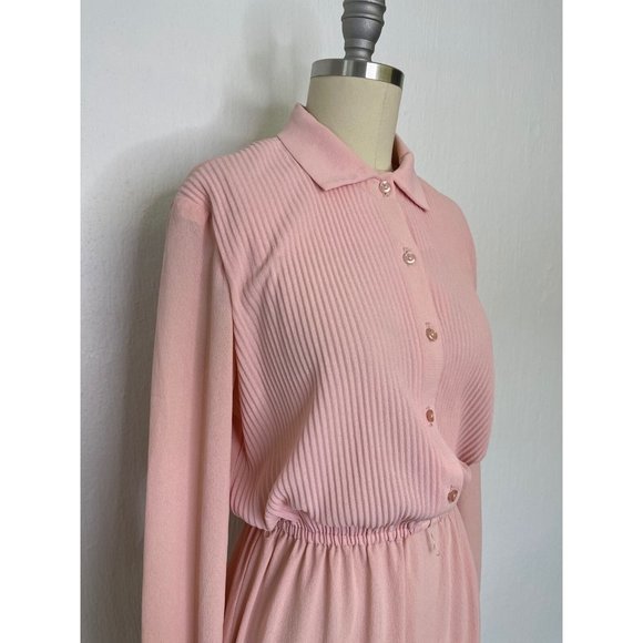 Vintage 70s Nylon Shirt Dress Size Small Collared Pastel Pink Academia Secretary - Picture 4 of 8